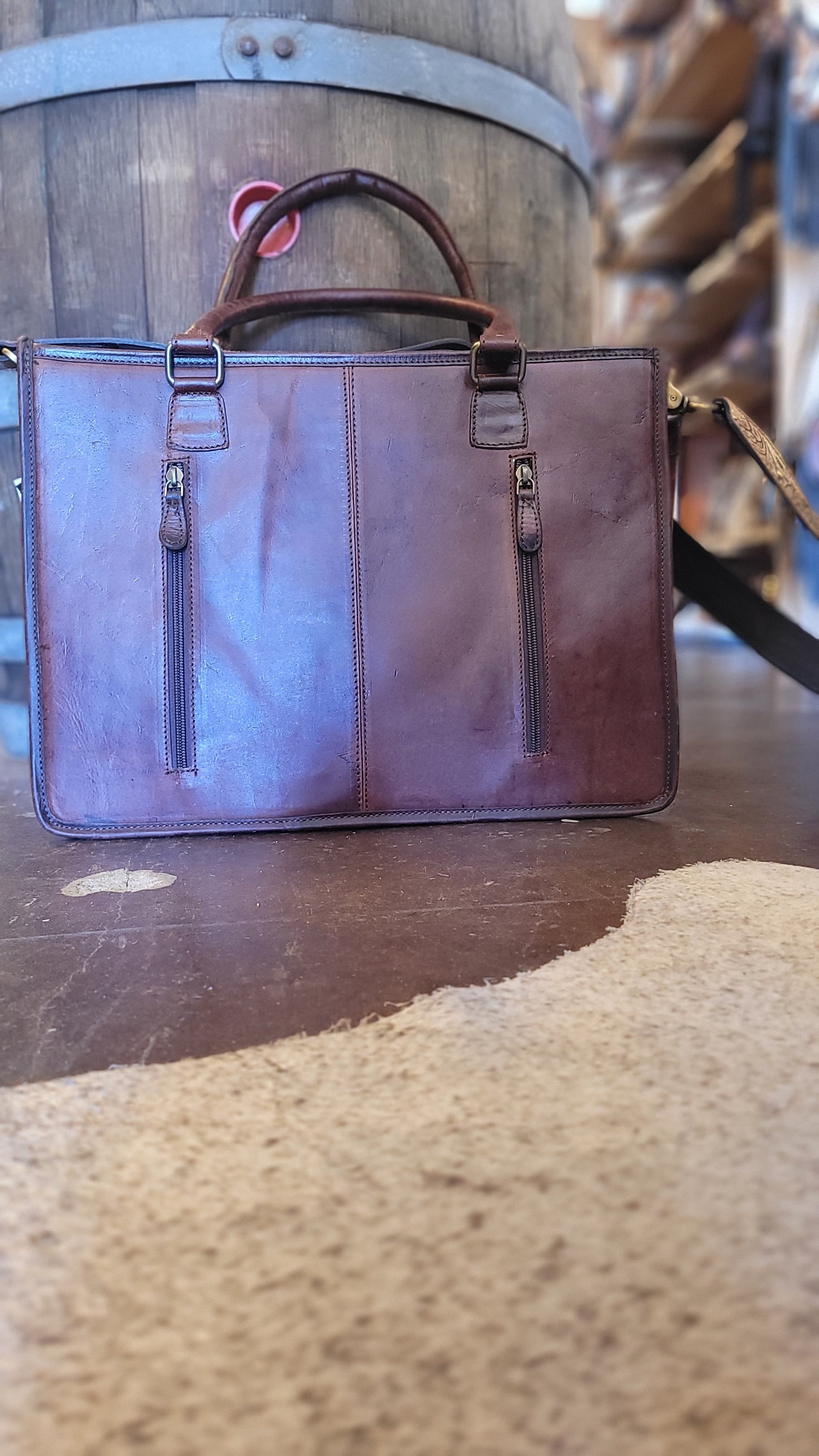 Genuine Leather Tote!