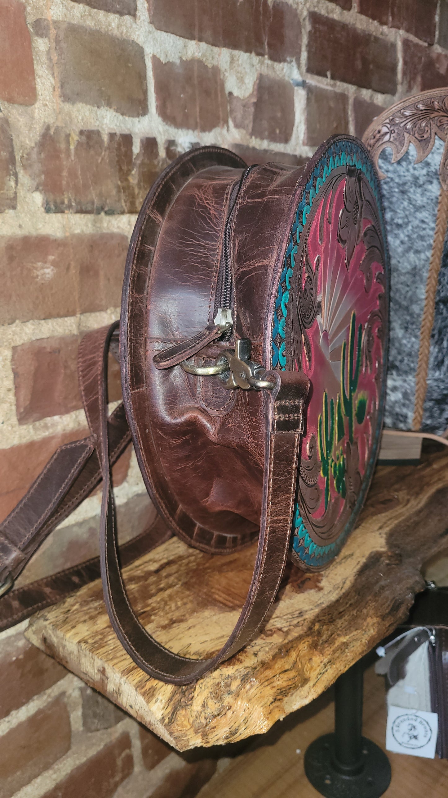 All leather canteen purse