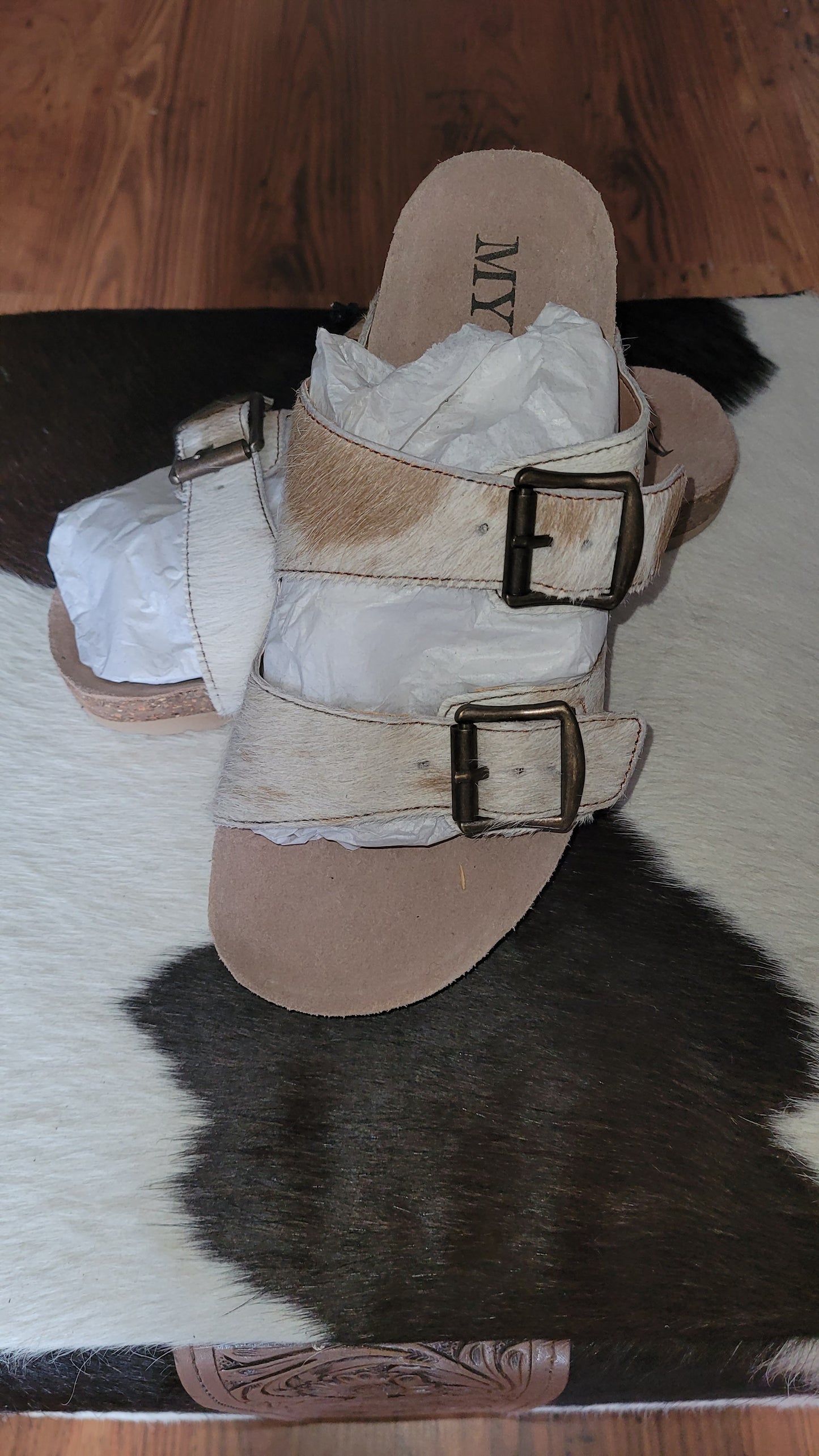 Cowhide sandals size 7